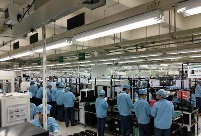 互聯網品牌扎堆線下渠道，卻為何還是干不過OPPO？